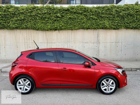 RENAULT CLİO 10 BİN KM'DE OTOMATİK/ TESLA EKRAN/LED FAR/S&S