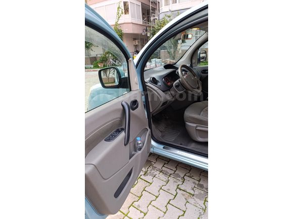 Sahibinden Renault Kangoo 1.5 dCi Expression 2009 Model