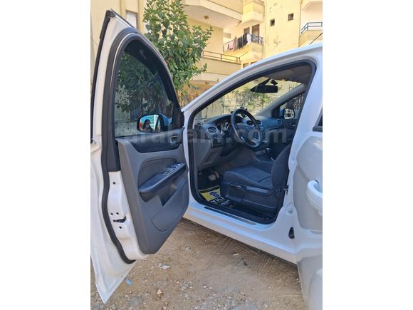 Sahibinden Ford Focus 1.6 Titanium 2010 Model
