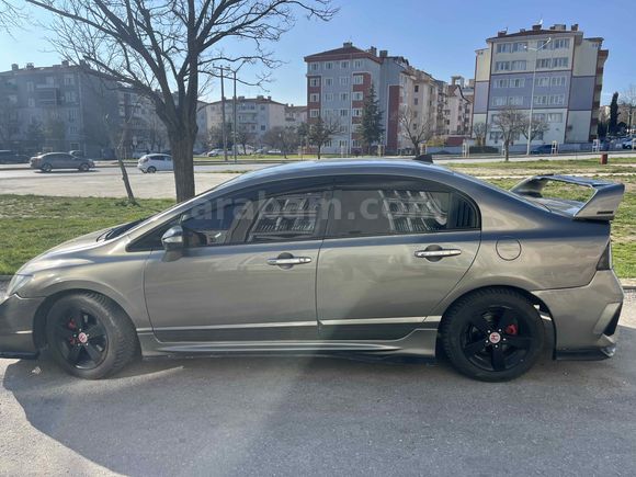 Sahibinden Honda Civic 1.6i VTEC Dream 2009 Model 