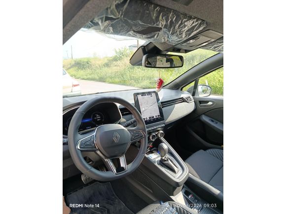 Sahibinden Renault Clio 1.0 TCe Techno Esprit Alpine 2025 Model