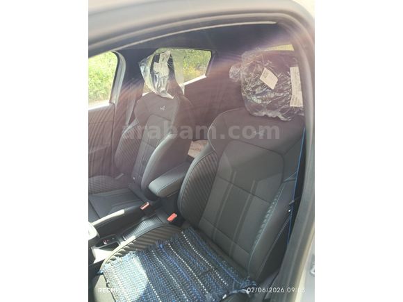 Sahibinden Renault Clio 1.0 TCe Techno Esprit Alpine 2025 Model