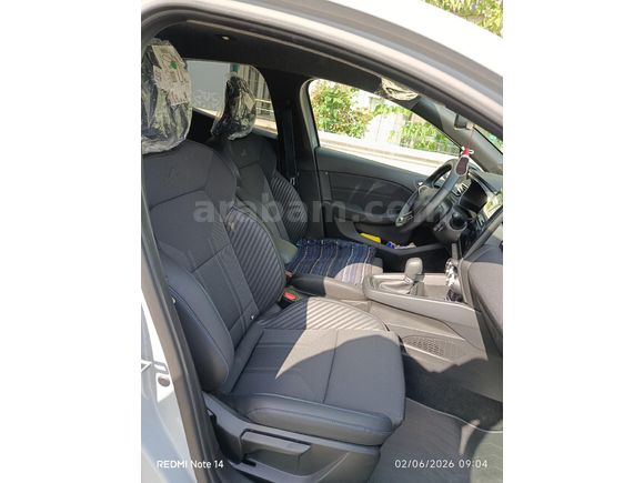 Sahibinden Renault Clio 1.0 TCe Techno Esprit Alpine 2025 Model