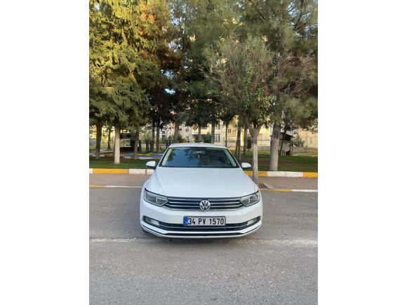 ÖĞRETMENDEN TEMİZ VE MASRAFSIZ AİLE ARACI PASSAT