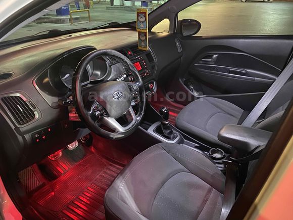 Sahibinden Kia Rio 1.4 CVVT Fancy 2014 Model 