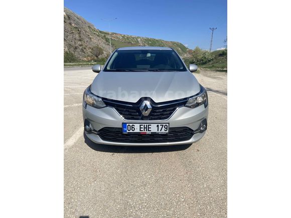 Sahibinden Renault Taliant 1.0 T Touch 2023 Model  60.000 km Gri (Gümüş)