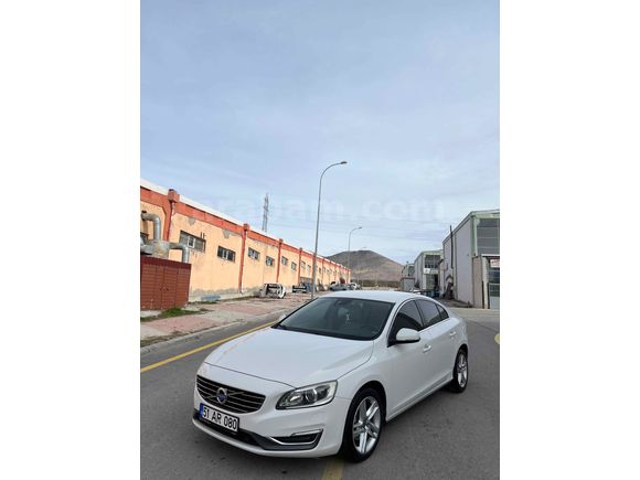 Sahibinden Volvo S60 1.6 D Advance 2015 Model 