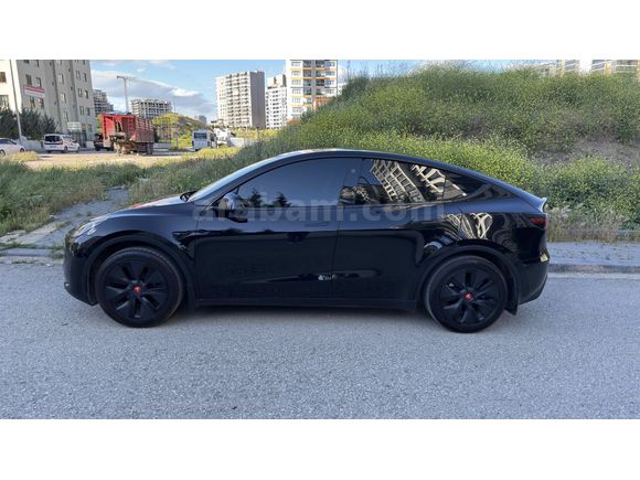Sahibinden Tesla Model Y Standart Range 2025 Model 