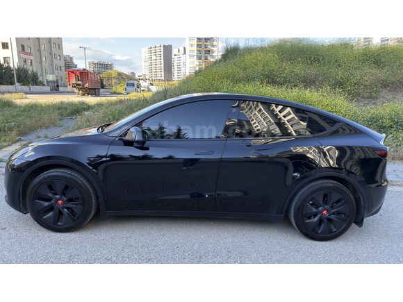 Sahibinden Tesla Model Y Standart Range 2025 Model 