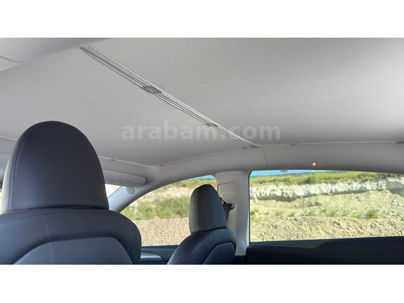 Sahibinden Tesla Model Y Standart Range 2025 Model 