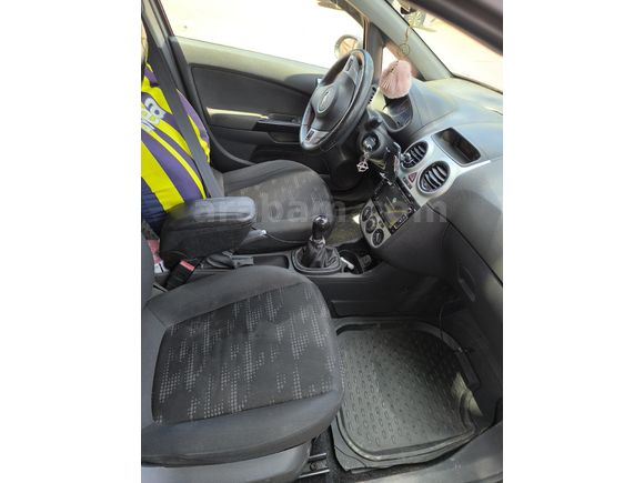 Sahibinden Opel Corsa 1.3 CDTI Essentia 2014 Model  216.000 km Gri