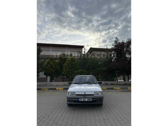 Sahibinden Renault R 9 1.4 Broadway GTE 1993 Model 
