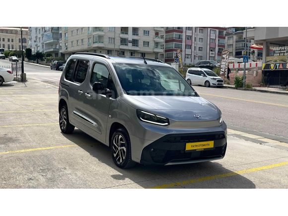 Galeriden Toyota Proace City 1.5 D Flame X-Pack 2024 Model Ankara