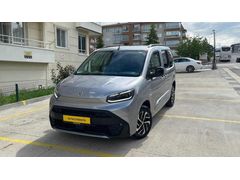 2024 hatasız boyasız tramersiz 10 bin km proace city cam tavan