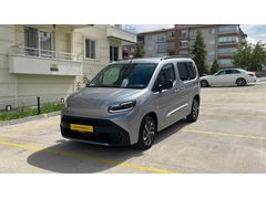 Galeriden Toyota Proace City 1.5 D Flame X-Pack 2024 Model Ankara