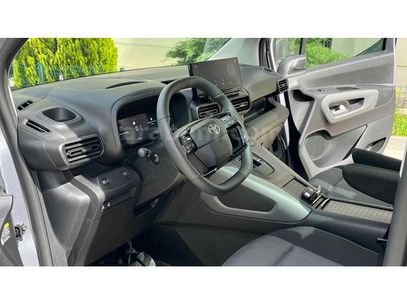 Galeriden Toyota Proace City 1.5 D Flame X-Pack 2024 Model Ankara
