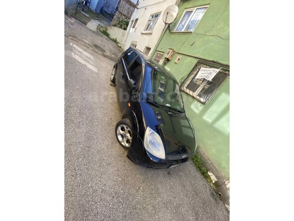 Sahibinden Ford Fiesta 1.4 TDCi Comfort 2004 Model 