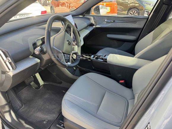 Galeriden Volvo EX30 EN FUL 2026 Model İzmir