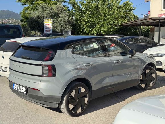 Galeriden Volvo EX30 EN FUL 2026 Model İzmir