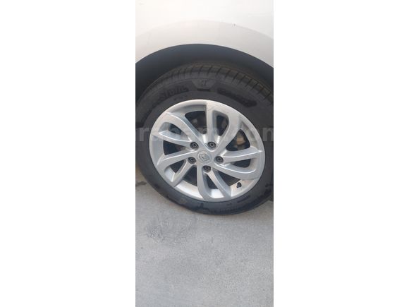 Sahibinden Renault Fluence 1.5 dCi Touch 2012 Model  177000 km Gri