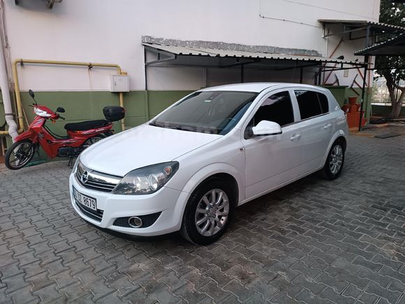Sahibinden Opel Astra 1.6 Essentia 2013 Model Gaziantep 210.000 km Beyaz