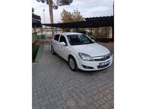 Sahibinden Opel Astra 1.6 Essentia 2013 Model Gaziantep 210.000 km Beyaz