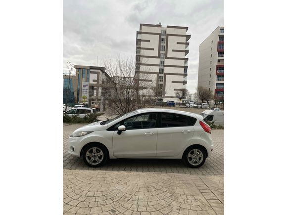 Sahibinden Ford Fiesta 1.25 My 2011 Model 