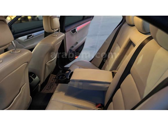 Sahibinden Mercedes - Benz C 180 Kompressor BlueEfficiency Avantgarde 2012 Model 