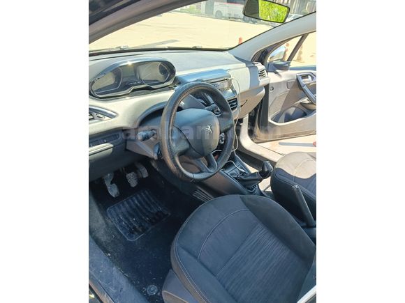 Sahibinden Peugeot 208 1.4 HDi Active 2015 Model