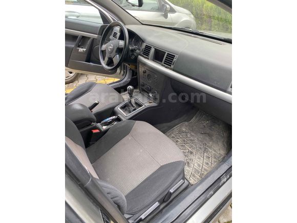 Sahibinden Opel Vectra 1.6 Comfort 2004 Model  250.000 km Gri