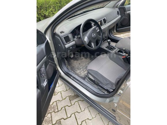 Sahibinden Opel Vectra 1.6 Comfort 2004 Model  250.000 km Gri