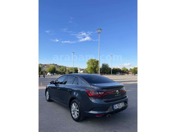 Sahibinden Renault Megane 1.5 dCi Touch Plus 2017 Model  259 km Gri (titanyum)ıcondan farksız