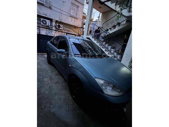 Sahibinden Ford Focus 1.6 Ghia 2002 Model 