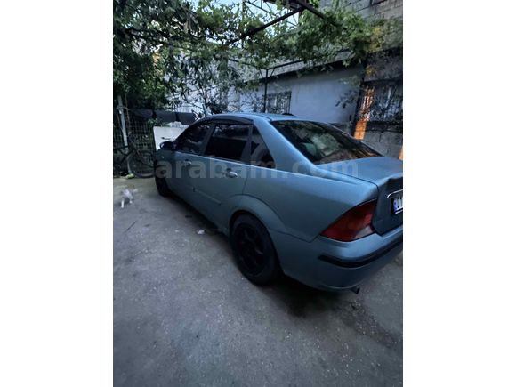 Sahibinden Ford Focus 1.6 Ghia 2002 Model 
