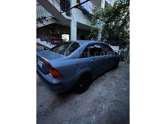 Sahibinden Ford Focus 1.6 Ghia 2002 Model 