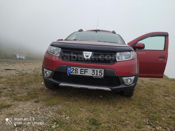 Sahibinden Dacia Sandero 1.5 dCi Stepway 2015 Model Giresun 104.000 km Kırmızı
