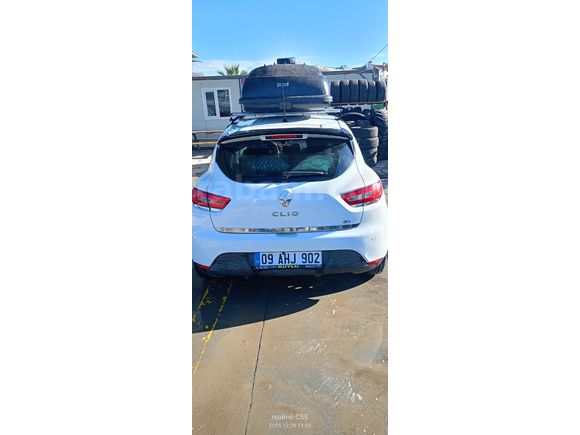 Sahibinden Renault Clio 1.5 dCi Joy 2015 Model  140.000 km Beyaz