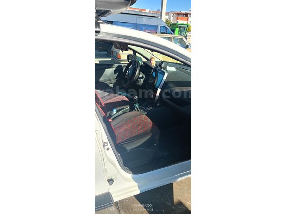 Sahibinden Renault Clio 1.5 dCi Joy 2015 Model  140.000 km Beyaz