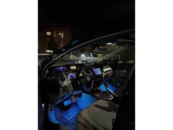 Sahibinden Honda Civic 1.6i VTEC Eco Elegance 2012 Model 