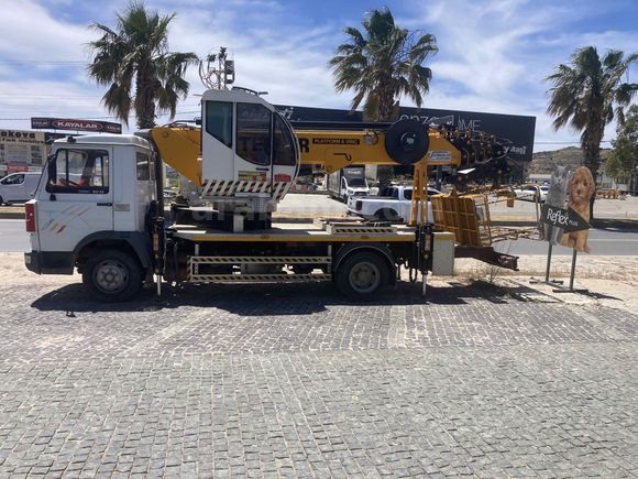 Galeriden Mobil Vinç Muğla