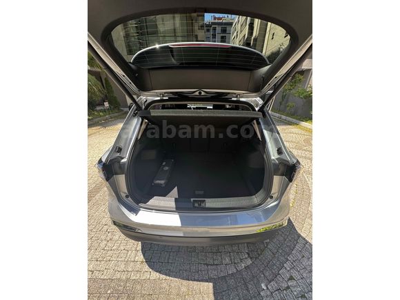 Sahibinden Volkswagen Tiguan 1.5 TSI Elegance 2025 Model 
