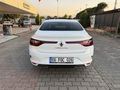 2025 RENAULT MEGANE 1.3 TCE ICON İLK SAHİBİ BOYASIZ SIFIR EMSALİ