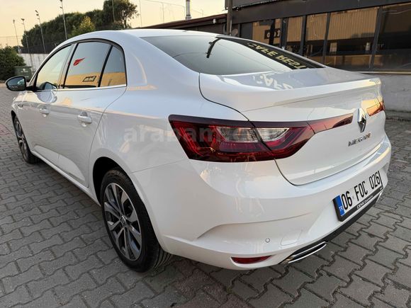 2025 RENAULT MEGANE 1.3 TCE ICON İLK SAHİBİ BOYASIZ SIFIR EMSALİ