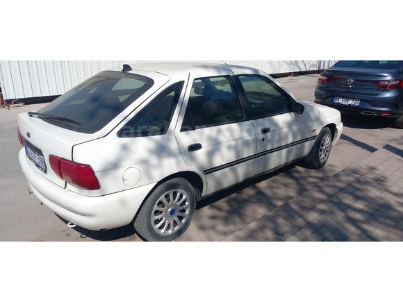 Sahibinden Ford Escort 1.6 CLX 1997 Model