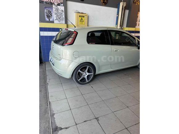 Fiat Punto Grande 1.3 Multijet Dynamic 2006 3 kapı