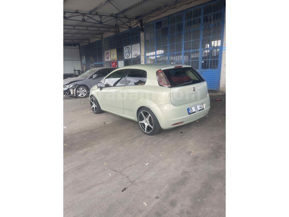 Fiat Punto Grande 1.3 Multijet Dynamic 2006 3 kapı