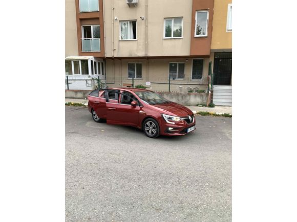 Sahibinden Renault Megane 1.3 TCe Touch 2023 Model 