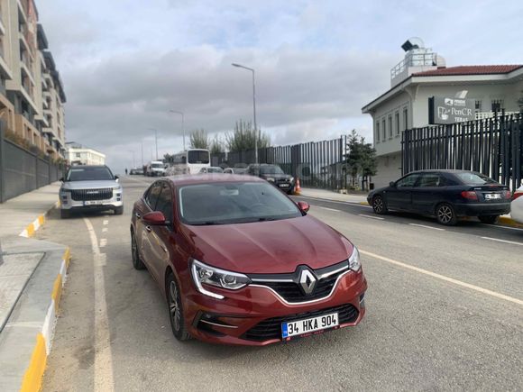 Sahibinden Renault Megane 1.3 TCe Touch 2023 Model 