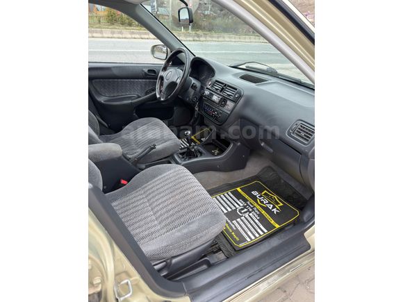 Sahibinden Honda Civic 1.4 i S 2000 Model 