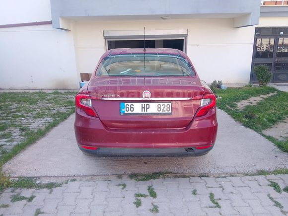 Sahibinden Fiat Egea 1.6 Multijet Lounge 2015 Model  249.000 km Kırmızı